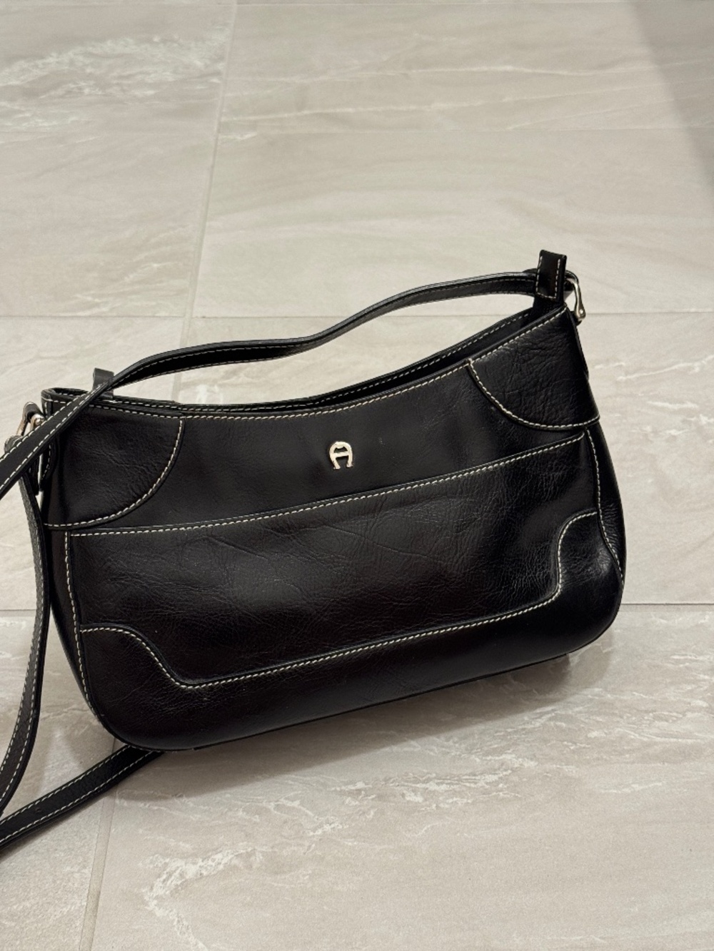 Etienne Aigner Black Leather Shoulder Baguette Bag Classic Minimalist